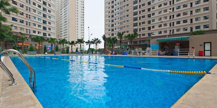 Bể bơi ở Hà Nội