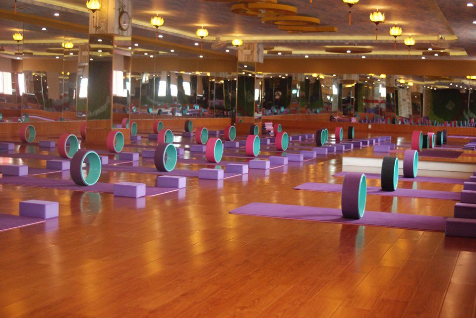 phòng tập gym Rocky Fitness Center