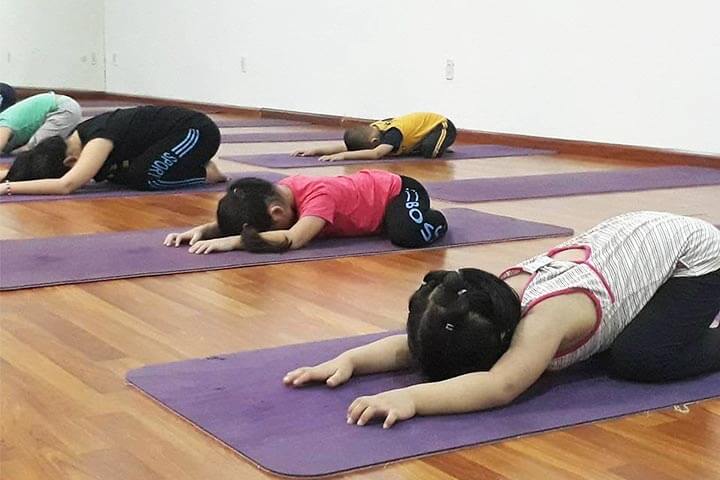 địa chỉ học yoga cho trẻ em ở Tp.HCM