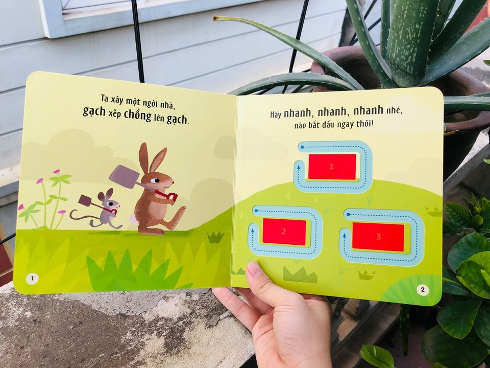 sách tương tác cho bé từ 0-3 tuổi