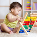 15 món đồ chơi thông minh cho bé 1 tuổi phát triển toàn diện bố mẹ không nên bỏ
