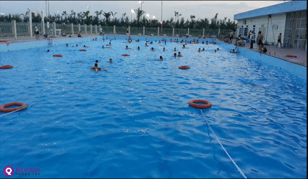 Hồ bơi khu chế xuất Tân Thuận quận 7, ho boi khu che xuat tan thuan quan 7